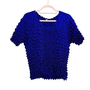 F &C Royal Blue Textured Popcorn Knit Short Sleeve Top Women's